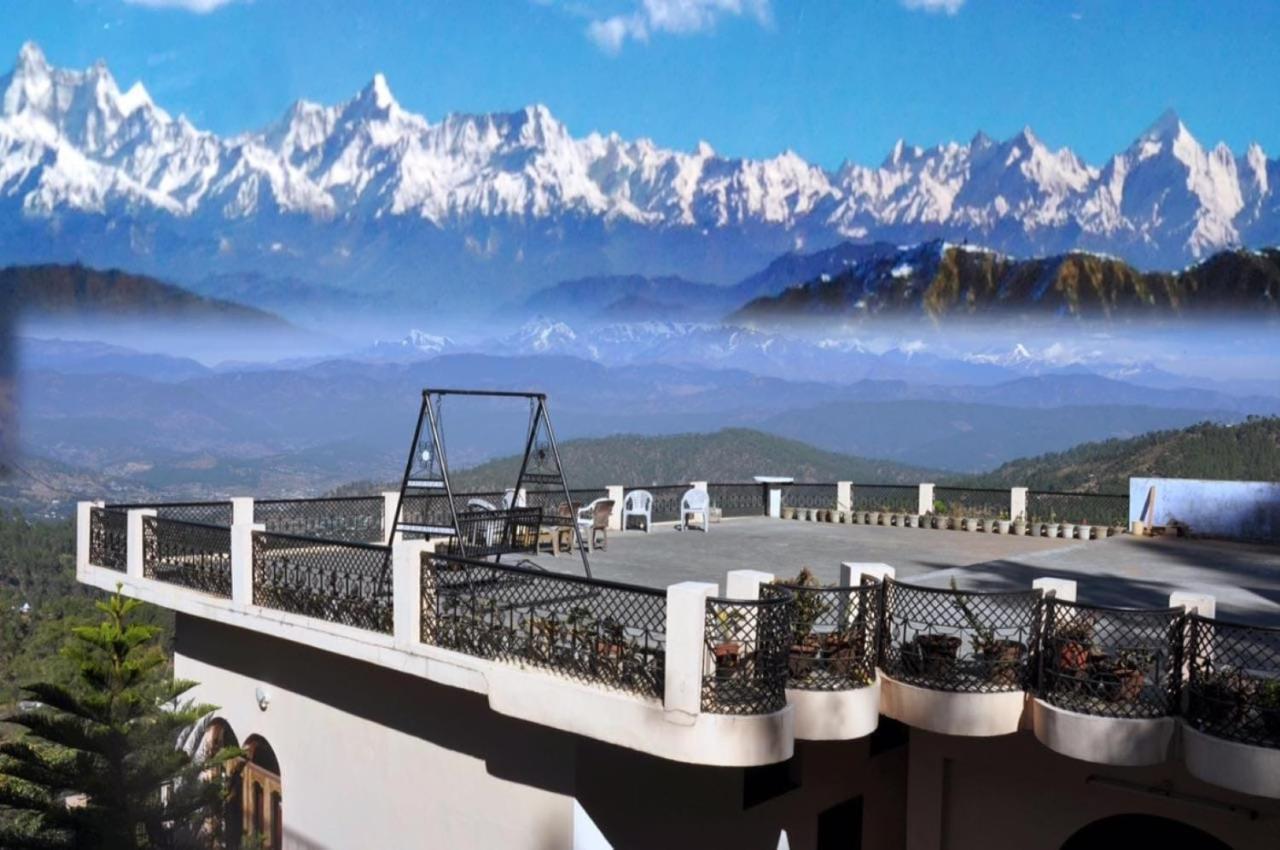 Himalaya Mount View Resort Каусані Екстер'єр фото